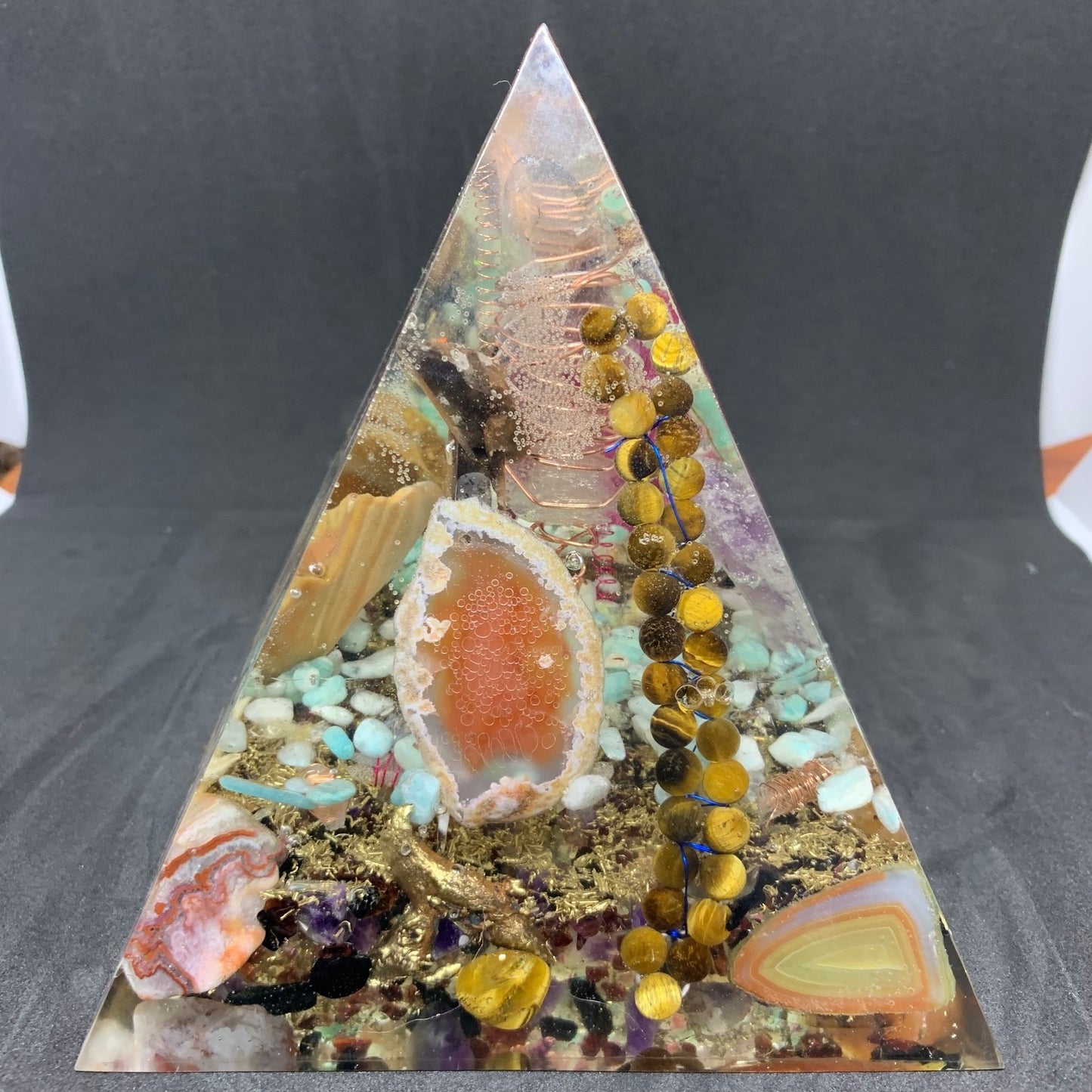Large 12cm Orgone Pyramid